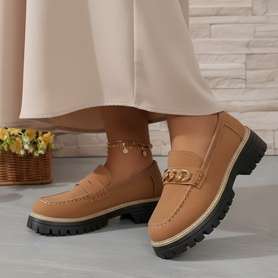 رومي - لوفرز بجاذبية عصرية